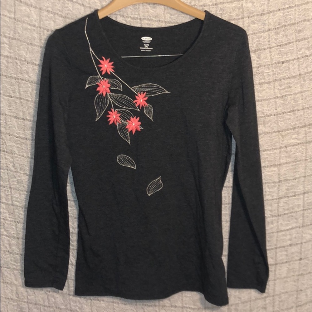 Old Navy long sleeves tshirt. Size 14.